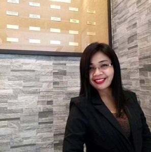 Meet your Posher, Elina